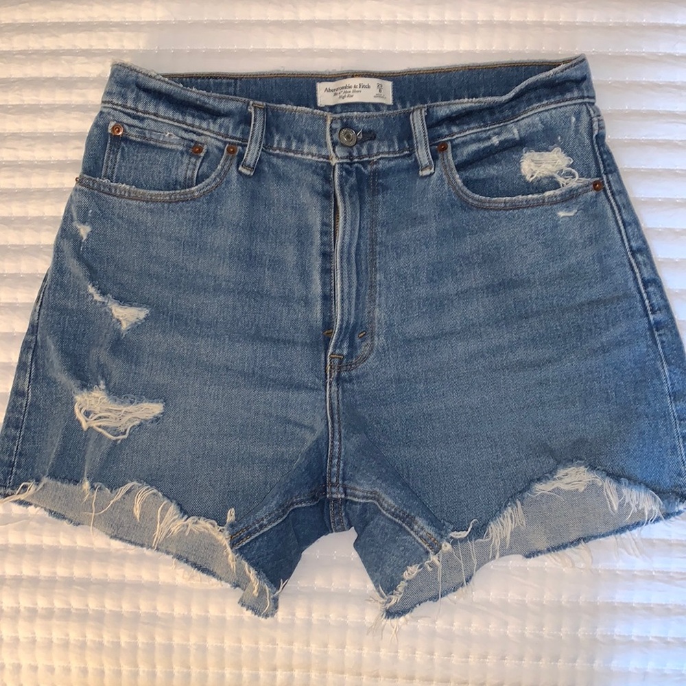 Abercrombie Curve Love Distressed Denim Mom Short